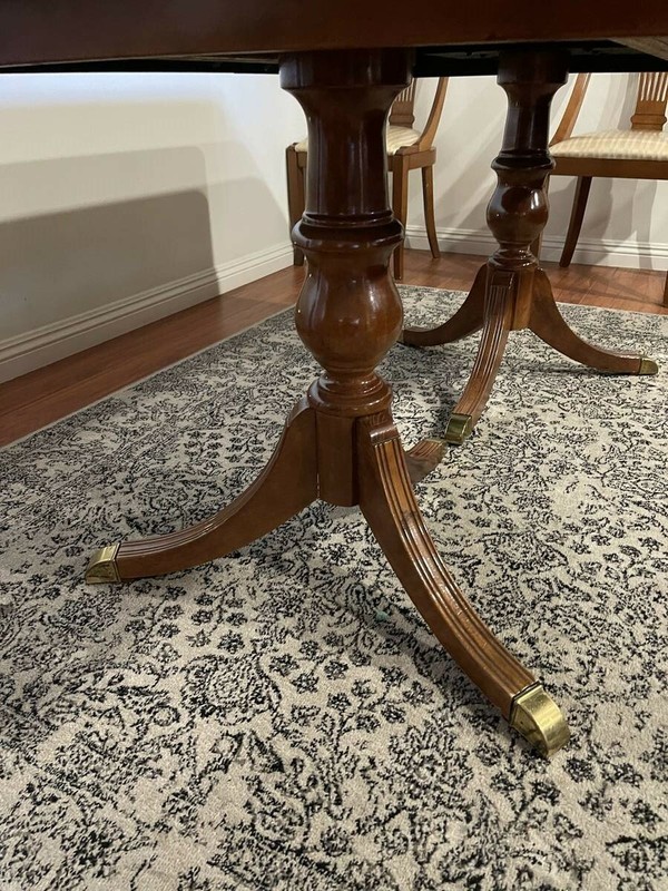 Oak Dining Room Table - Must Sell - $250 (Montrose) - OBO gallery