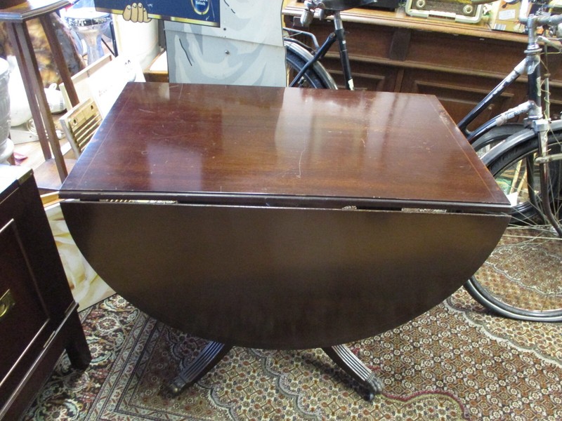 Beautiful Old English Table with Brass Lion Feet, Mahogany, 90x148cm gallery