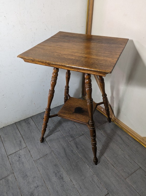 Antique Rustic Victorian Square Oak Wood Parlor Table Turned Legs C94