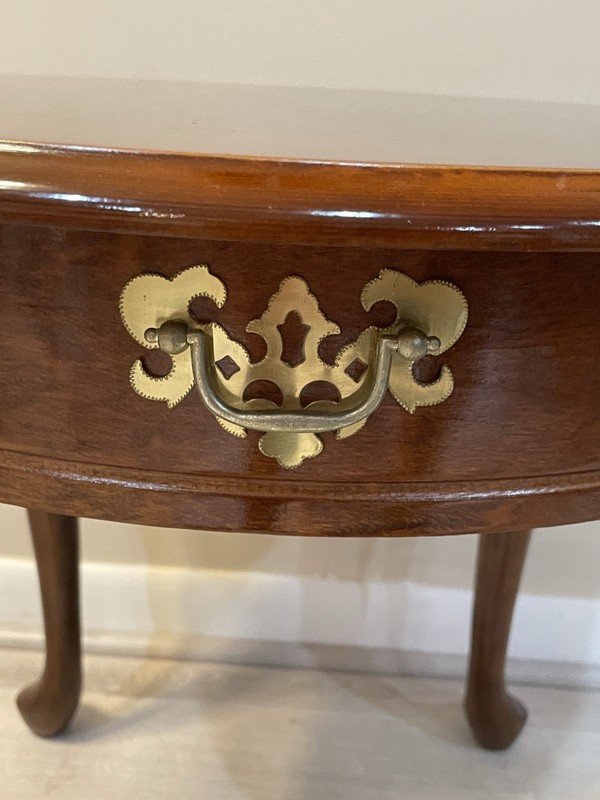 Vintage MCM Queen Anne Round Side End Table Wood Brass Accent Pull 24”W x 21”H gallery