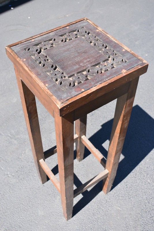 Nice Older Wood Credence Table, Side Table (CU323) chalice co gallery