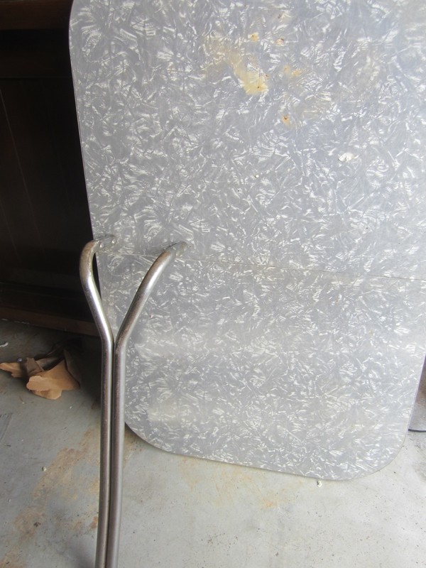 VTG 50'S FORMICA/CHROME TABLE, ROUNDED CORNERS gallery