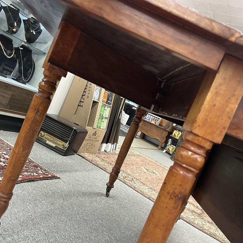 Stunning Antique Large Sheraton Drop Leaf Table With turned legs gallery