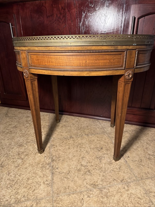 VTG Antique Baker Furniture Accent table 28”-20”-25” Brass Heart Filigree RARE! gallery