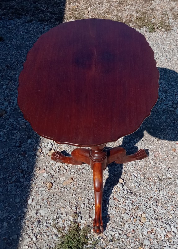 Mahogany Carved Oval Tilt Top End Table / Side Table (ET524) gallery