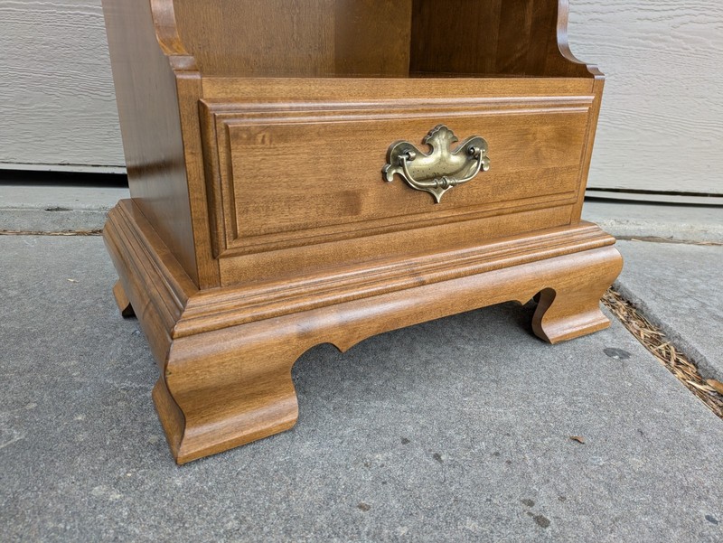 Vintage Ethan Allen Classic Manor Maple Wood End Table Nightstand 10-5206 gallery
