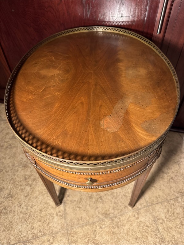 VTG Antique Baker Furniture Accent table 28”-20”-25” Brass Heart Filigree RARE! gallery