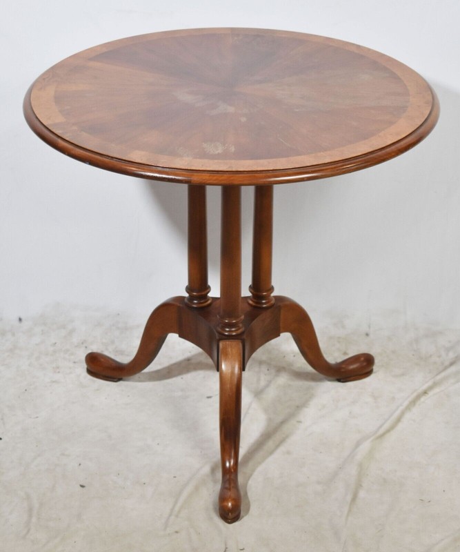 Baker Mahogany Banded Oval Three Column Base Occasional Table gallery