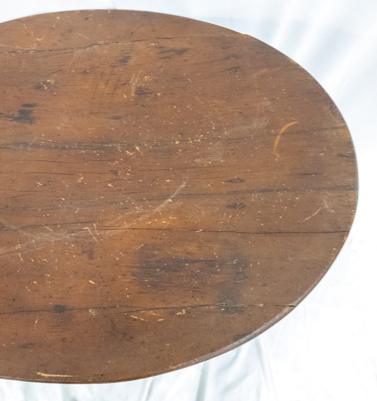 Antique Rustic Americana 19th Century Pine Tavern Oval Top Table Folk Art gallery