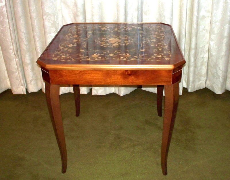 Italian Inlaid Wood Multi Game Table With Roulette, Checkers/Chess, Backgammon gallery