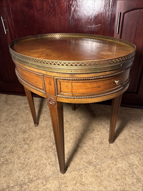 VTG Antique Baker Furniture Accent table 28”-20”-25” Brass Heart Filigree RARE!