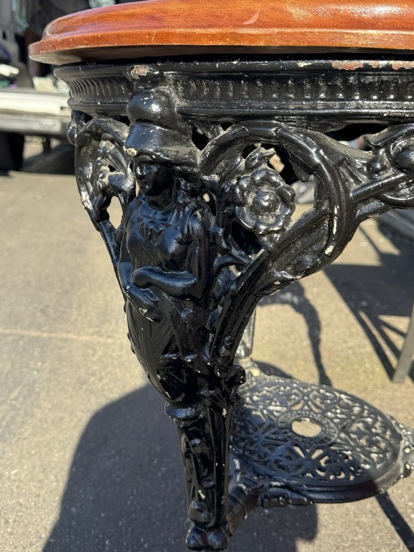Rare Antique Cast Iron Britannia London Pub Table Chipped And Welded Black gallery
