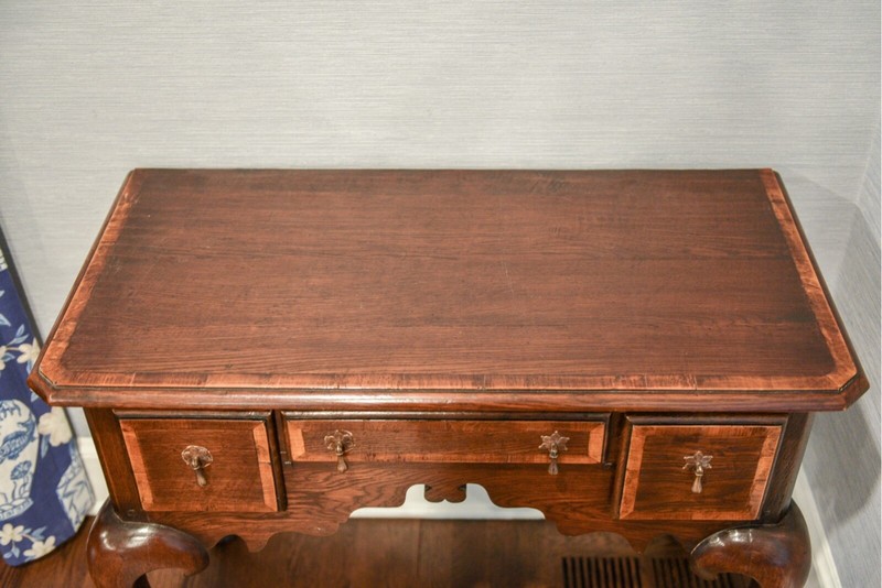 19th Century English Walnut Queen Anne Lowboy With Banded Satinwood Inlay gallery