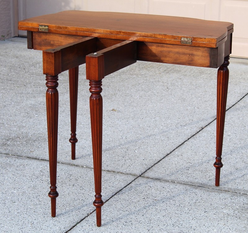 Antique Early 20th-Century Flame Mahogany Gateleg Game Table or Desk gallery