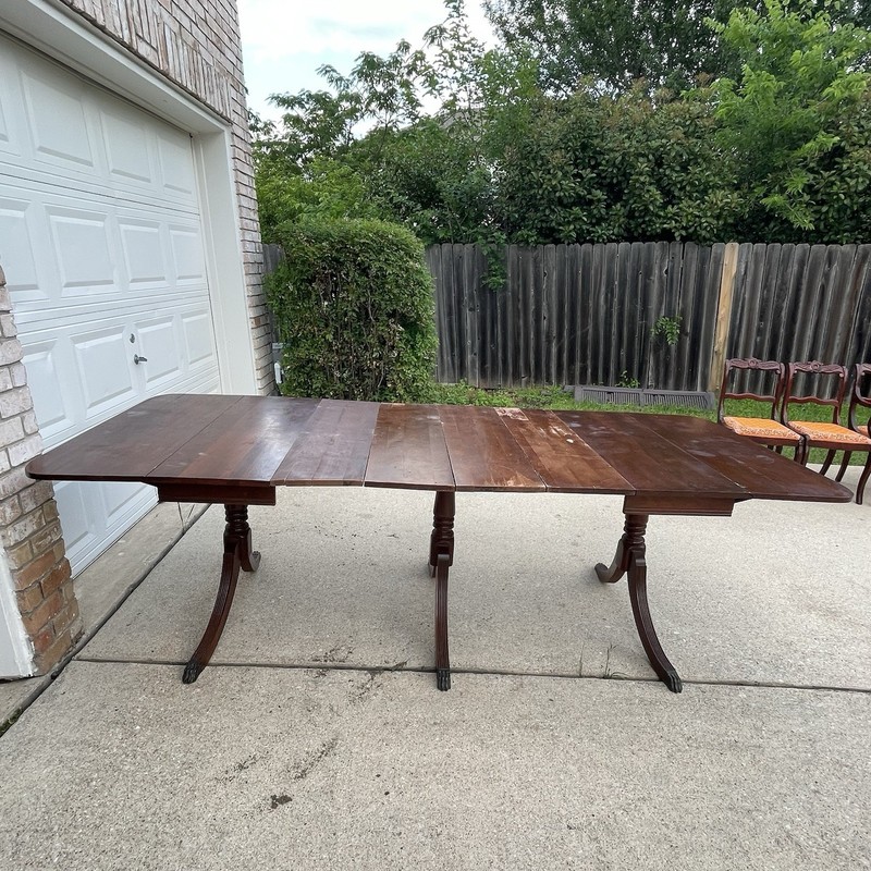 Vintage Duncan Phyfe Triple Pedestal Mahogany Drop-Leaf Dining Table & 4 Leaves gallery