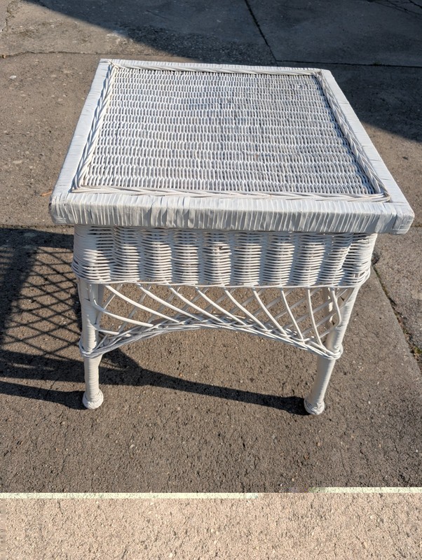 Vintage Ornate Woven White Rattan and Wicker gallery