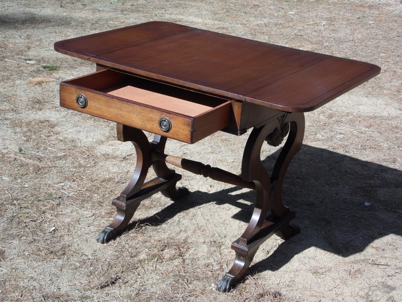 Vintage Federal Style Mahogany Double Drop Leaf Side Table gallery