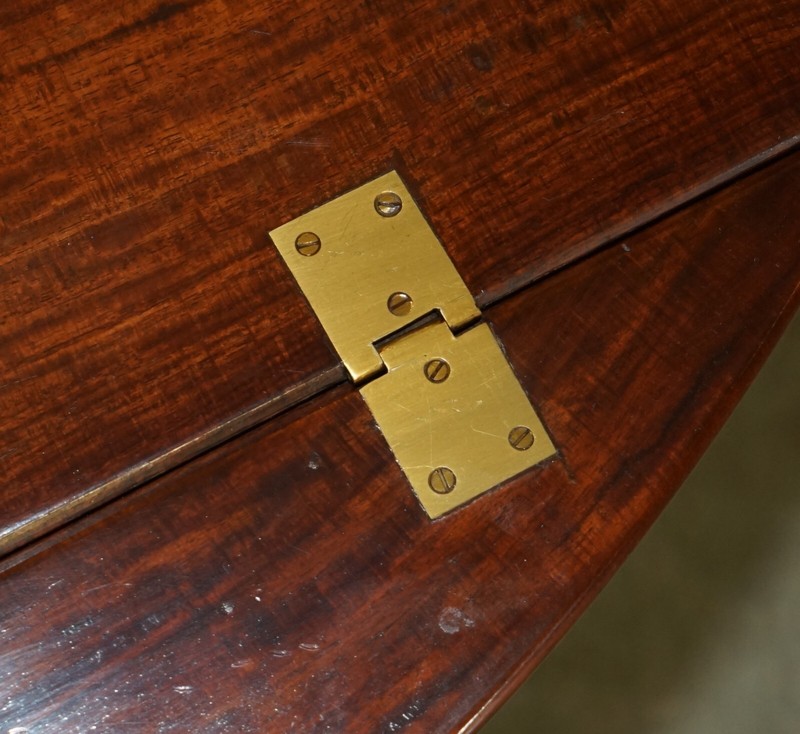 FINE VINTAGE ENGLISH MAHOGANY & BRASS BUTLERS TRAY TABLE WITH FOLDING SIDES gallery