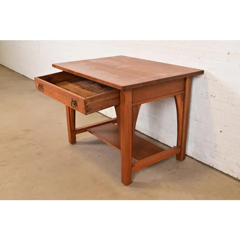 Limbert Antique Mission Oak Arts & Crafts Desk or Library Table, Circa 1910 gallery