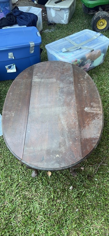Little Woden Table Needs A Little Bit Of Cleaning The Sides Fold Down 35$