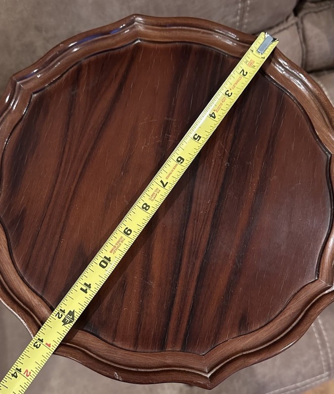 1990s Vintage Bombay Company End Table gallery