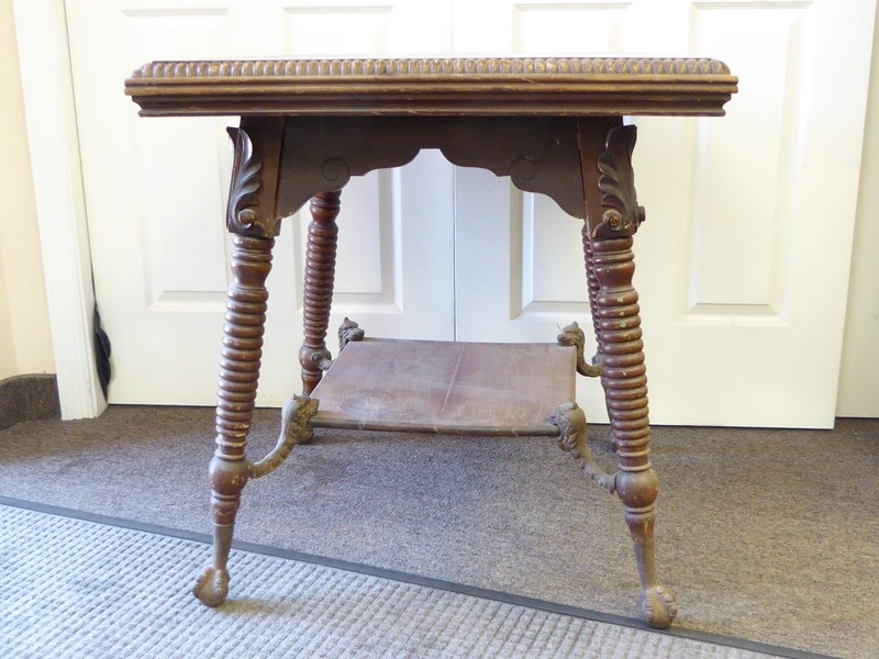 MERKLIN ATTR VICTORIAN MAHOGANY BALL & CLAW TABLE 28″ x 28″ WIDE, 30″ TALL