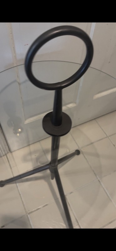 ONE Vintage Gueirdon Table gallery