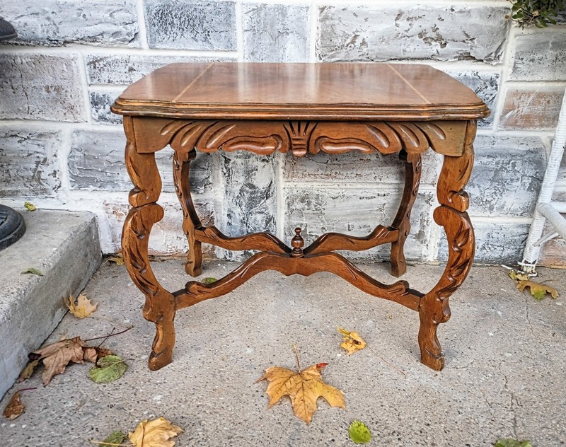 Vintage French Style Floral Carved Inlaid Wood Side End table