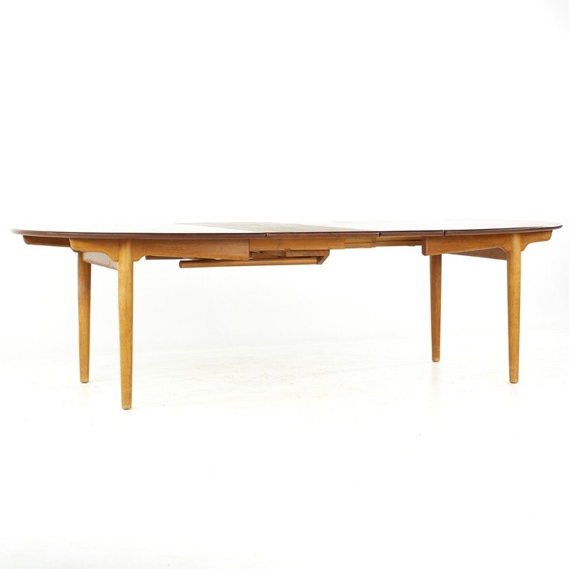 Early Original Hans Wegner for Johannes Hansen Mid Century Model JH0567 Teak Din gallery