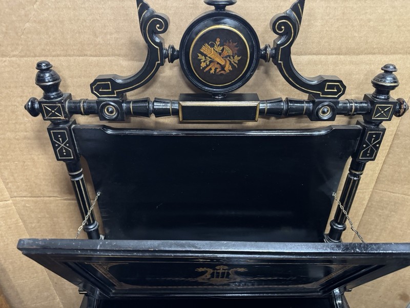 RENAISSANCE INLAID GOLD AND EBONY MUSIC STAND gallery