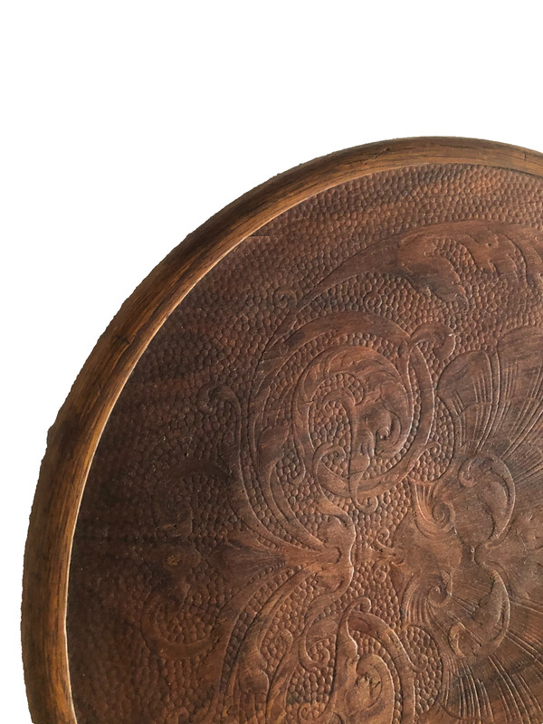 Antique carved wood table top 16 in. diameter with bent oak border gallery