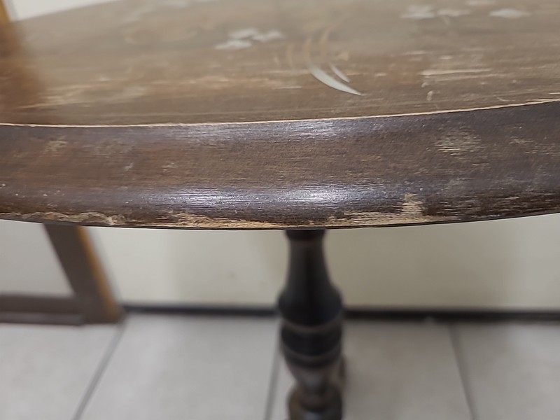 Vintage Oval Queen Anne Style Tilt Top Side Table gallery
