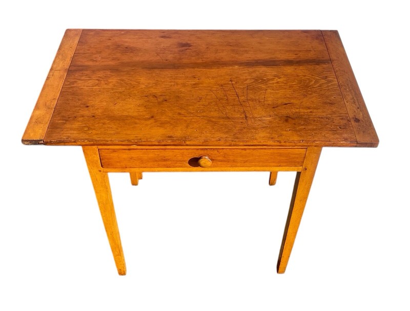 Antique Hepplewhite Drop Leaf Tavern Table / Bakers Table gallery