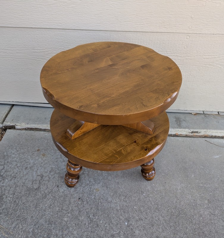 Vintage Rustic Country Colonial Farmhouse Maple Wood Round Table Turned Legs F59 gallery