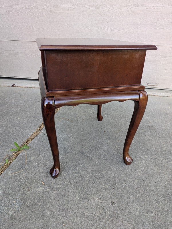 Vintage Bombay Company Mahogany TV Stand Queen Anne Table w/ Pull Out Tray T27 gallery