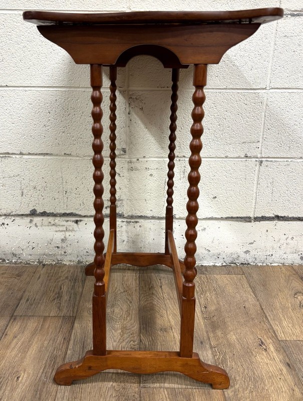 Antique Victorian Spindle Leg Bobbin Leg Side Table gallery