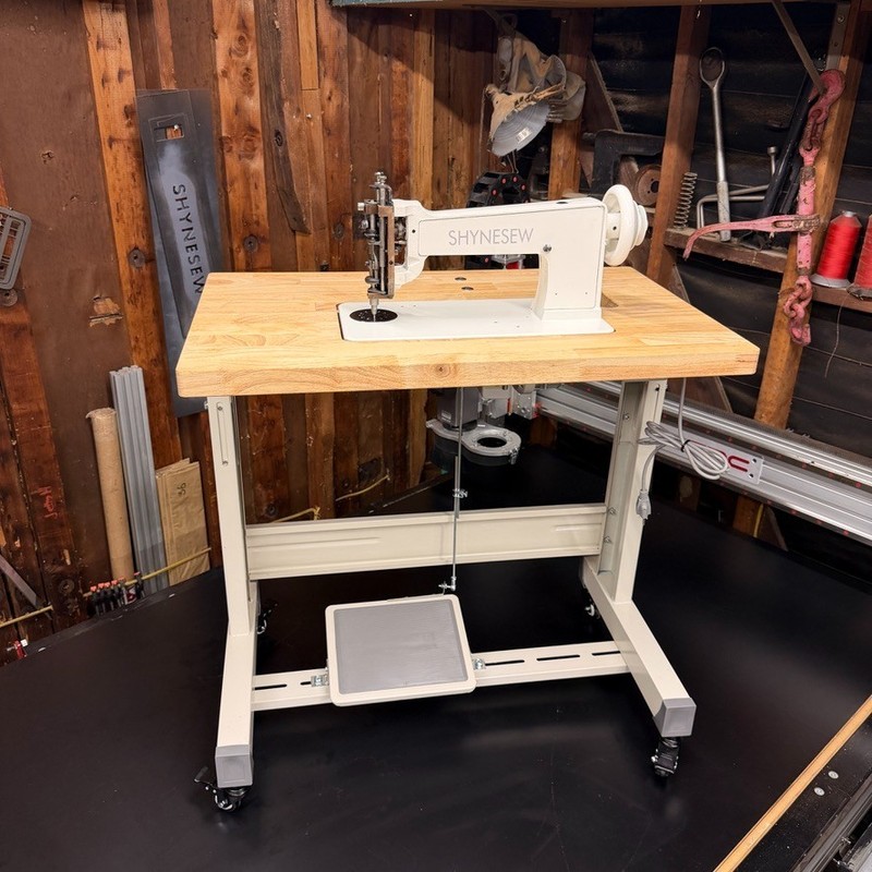SINGER 114W103 BUTCHER BLOCK TABLE , STAND , 750W SERVO MOTOR COMPLETE SETUP gallery