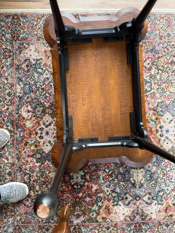 J L TREHERN PORRINGER TIGER MAPLE TEA TABLE CIRCA 1700 gallery