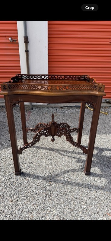 Mahogany Chippendale-style tea table with removable gallery tray top.