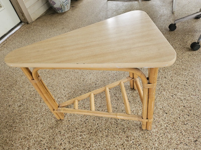 VTG CAL-ASIA Mid Century Tiki Beachy Bamboo BOHO Formica Triangle Accent Table