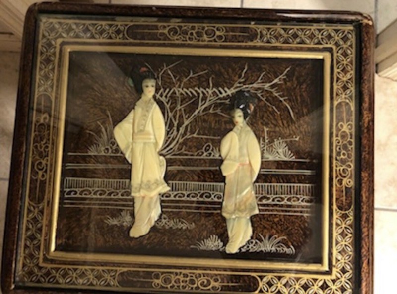 RARE - Mid 20th Century Chinoiserie Lacquered Nesting Tables - Set of 4 gallery