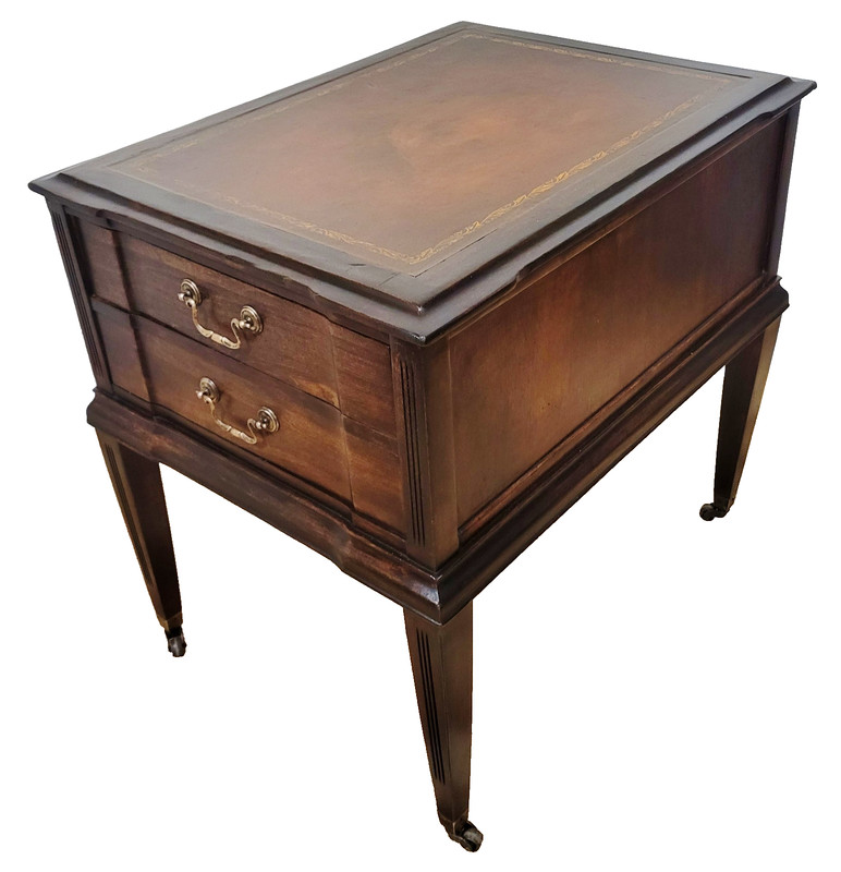 Vintage AMERICAN 20th C ENGLISH Style Mahogany & LEATHER Night END Sofa TABLE