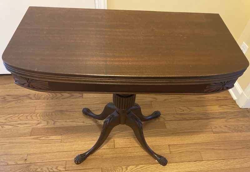 Georgian Style Mahogany Tripod Table With Ball And Claw Feet Antique