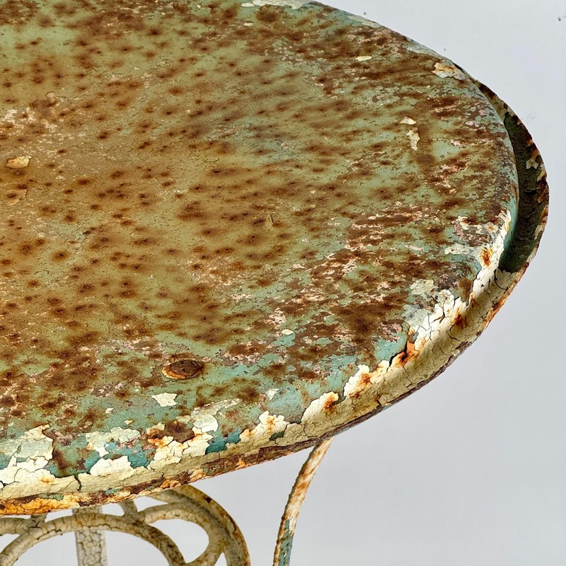 19th Century French Wrought Iron Round Guéridon / Bistro Table gallery