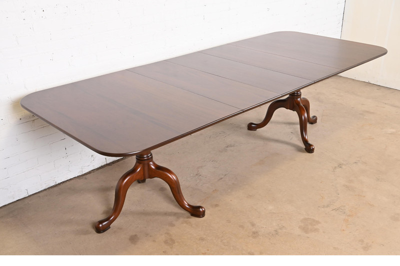 Henkel Harris Georgian Solid Mahogany Double Pedestal Extension Dining Table