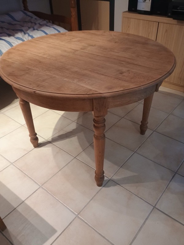 Jolie Table En Chêne Massif Avec Allonges