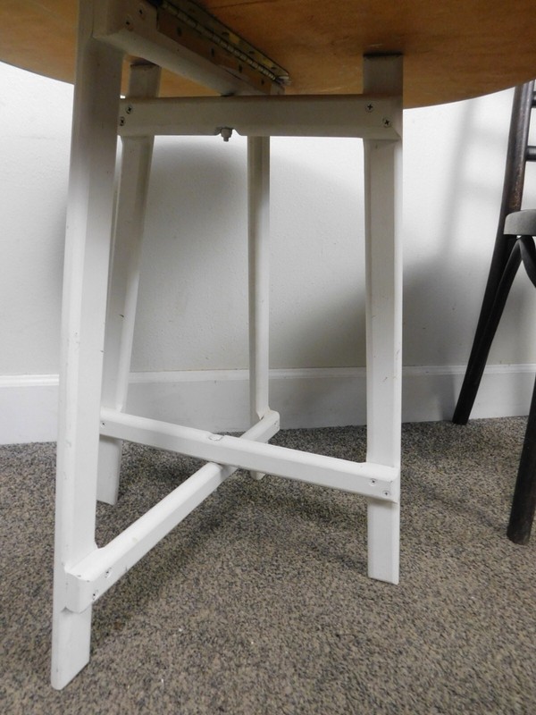 Vintage 1970s Smart Folding 23" Round Deck Cafe Gateleg Snack Card Table COOL gallery