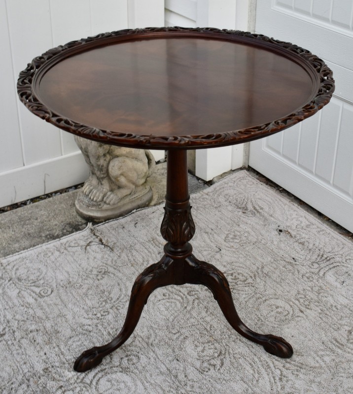 Vintage Carved Mahogany Chippendale Style Tilt Top Table gallery