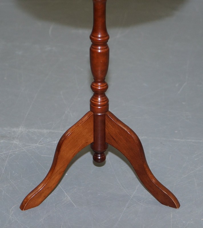 BEVAN FUNELL CHARMING BROWN LEATHER VINTAGE MAHOGANY TRIPOD LAMP SIDE END TABLE gallery