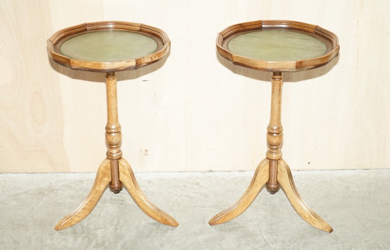 PAIR OF BEVAN FUNNELL ENGLAND GREEN LEATHER VINTAGE TRIPOD LAMP SIDE END TABLES gallery